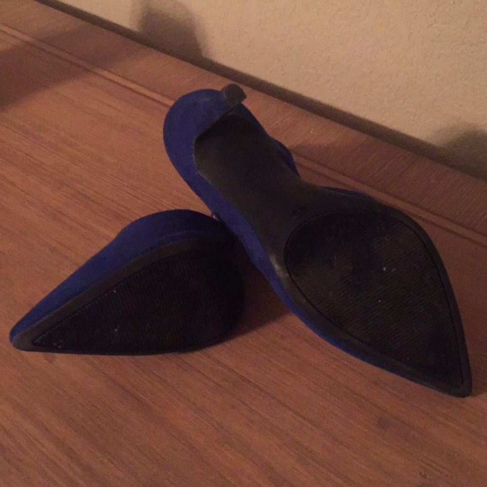 Blue Heels - Picture 5 of 5